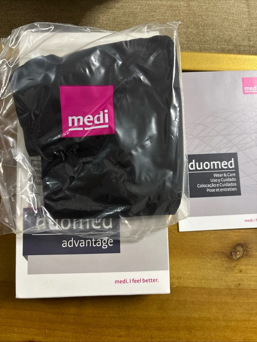 Duomed Advantage Women's Compression Knee-Highs in BLACK 20-30 mmHg NEW